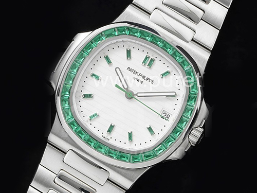 파텍필립 노틸러스 5711 그린 다이아몬드 베젤 화이트 다이얼 |  Nautilus 5711 SS GRF 1:1 Best Edition White Dial Green Diamonds Bezel on SS Bracelet 324CS