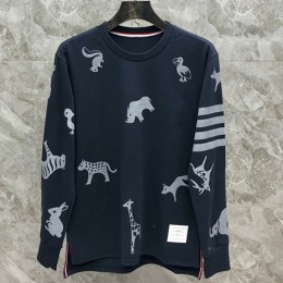 [THOM BROWNE] 톰브라운 22SS 남성 사선완장 동물원 긴팔티 MM460, TB1, 홍콩명품,무브타임사이트,2022신상,명품의류