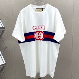 [홍콩명품.Gucci] 구찌 23SS 스트라이프 로고 프린트 반팔 티셔츠(화이트), BM4676, JUST2, 온라인명품쇼핑몰,의류,무브타임사이트,인터넷쇼핑몰,해외직구