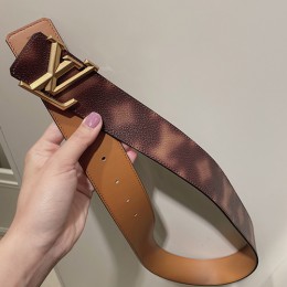 [홍콩명품.LOUIS VUITTON] 루이비통 23SS LV INITIALES 레더 벨트 40MM, BT596, 4.0cm, X1, BRB, 명품레플리카,명품쇼핑몰,의류,무브타임사이트,인터넷쇼핑몰,남자명품,해외직구