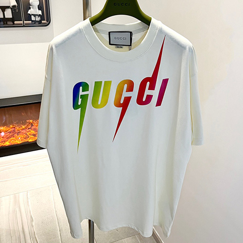 [홍콩명품.Gucci] 구찌 23SS 로고 프린트 반팔 티셔츠 (2컬러), BM6004, JU, 홍콩명품쇼핑몰,인터넷명품,온라인명품사이트,여자명품,해외직구