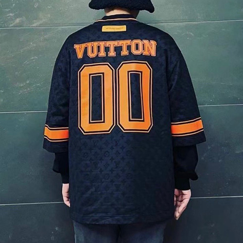 [홍콩명품.LOUIS VUITTON] 루이비통 23SS 모노그램 V넥 넘버 반팔 티셔츠 1AB6FZ, BM7052, KB, 온라인명품쇼핑몰,남자명품의류,인터넷쇼핑몰,해외직구