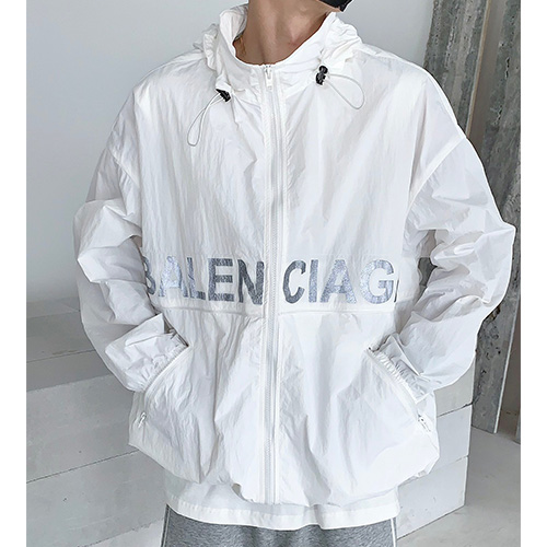 [홍콩명품.BALENCIAGA] 발렌시아가 23SS 로고 프린트 후드 바람막이 자켓 (3컬러), BM7241, TOP, 온라인명품쇼핑몰,남자명품의류,인터넷쇼핑몰,해외직구