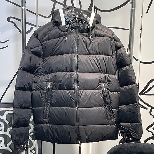 [홍콩명품.MONCLER] 몽클레어 23SS 로고 후드 패딩 자켓 (블랙), BM9390, KB, 온라인명품쇼핑몰,남자명품의류,인터넷쇼핑몰,해외직구