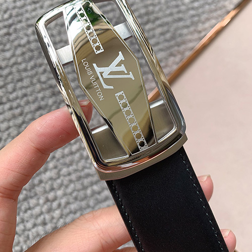 [홍콩명품.LOUIS VUITTON] 루이비통 23SS 로고 다미에 자동버클 가죽 벨트 (2컬러), BT919, 3.5cm, BRB, 명품레플리카,명품쇼핑몰,의류,무브타임사이트,인터넷쇼핑몰,남자명품,해외직구