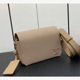 [홍콩명품.LOUIS VUITTON] 루이비통 23SS 패스트라인 웨어러블 월릿 M82804, BGM2110, BDA, 홍콩명품가방,명품쇼핑몰,크로스백,핸드백,구매대행,무브타임