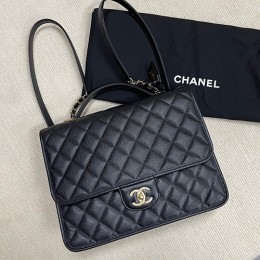 [홍콩명품.CHANEL] 샤넬 23SS 로고 금장 22K 퀄팅 메신저 백 (블랙), BGM2190, BC, 홍콩명품가방,명품쇼핑몰,크로스백,핸드백,구매대행,무브타임