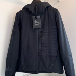 [홍콩명품.MONCLER] 몽클레어 23SS 로고 후드 다운 패딩 파카 자켓 (블랙), BM11181, JS, 홍콩명품의류,구매대행,온라인명품