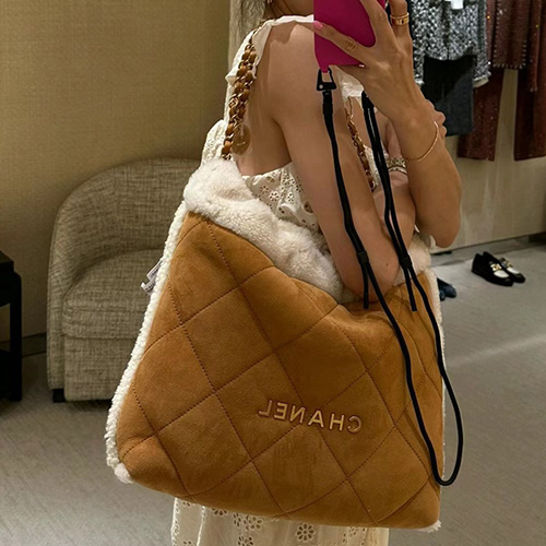 [홍콩명품.CHANEL] 샤넬 23SS 로고 퀄팅 22BAG 핸드백 토트백 (카라멜), BGM2343, Z, 홍콩명품가방,명품쇼핑몰,크로스백,핸드백,구매대행,무브타임