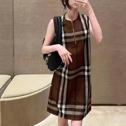 [홍콩명품.Burberry] 버버리 24SS 로고 체크 패턴 여성 슬리브리스 원피스 (브라운), BM13966, TBG, 홍콩명품의류,구 매대행,온라인명품