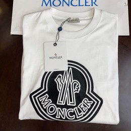 [홍콩명품.MONCLER] 몽클레어 24SS 로고 프린트 반팔 티셔츠 (화이트), BM14089, S1F, 홍콩명품의류,구 매대행,온라인명품