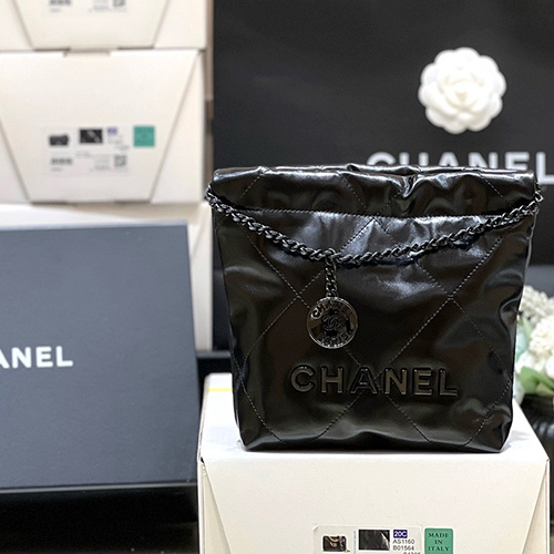 [홍콩명품.CHANEL] 샤넬 24SS 로고 레더 가죽 mini 22 bag 백 (블랙), BGM3032, BDA, 홍콩명품가방,명품쇼핑몰,크로스백,핸드백,구매대행,무브타임