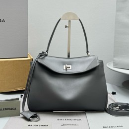 [홍콩명품.BALENCIAGA] 발렌시아가 24SS 로고 Rodeo 레더 가죽 토트백 숄더백 (블랙), BGM3290, BDA, 홍콩명품가방,명품쇼핑몰,크로스백,핸드백,구매대행,무브타임