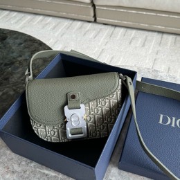 [홍콩명품,Christian Dior] 디올 24SS 로고 오블리크 자카드 새들백 (카키), BGM3399, BDA, 홍콩명품가방,명품쇼핑몰,크로스백,핸드백,구매대행,무브타임