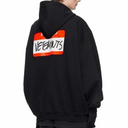 [홍콩명품.VETEMENTS] 베트멍 24SS 로고 프린트 후드 집업 자켓 (블랙), BM15454, JU, 홍콩명품의류,구매대행,온라인명품