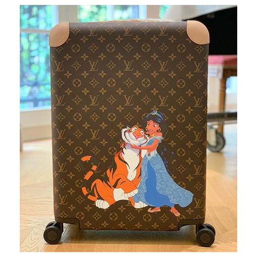 [홍콩명품.LOUIS VUITTON] 루이비통 24SS 모노그램 디즈니 LV 호라이즌55 캐리어 (브라운), CR088, BDA, 홍콩명품쇼핑몰,무브타임,악세사리,잡화,생활용품