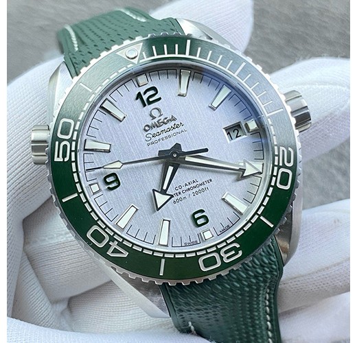 [홍콩명품시계.OMEGA] 오메가 시마스터 씨마스터 플래닛 오션 그레이 다이얼 그린밴드 600M 43.5mm 남성용 시계