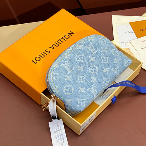 [홍콩명품.LOUIS VUITTON] 루이비통 24SS 로고 모노그램 포쉐트 코스메티크 PM 파우치 스카이블루 M83616 (데님), BGM4016, BDA, 홍콩명품가방,명품쇼핑몰,크로스백,핸드백,구매대행