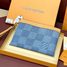 [홍콩명품.LOUIS VUITTON] 루이비통 24SS 로고 다미에 섀도우 포쉐트 투고 클러치 M81570 (데님), BGM4020, BDA, 홍콩명품가방,명품쇼핑몰,크로스백,핸드백,구매대행