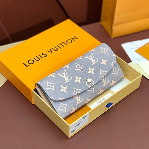 [홍콩명품.LOUIS VUITTON] 루이비통 24SS 로고 모노그램  에밀리 월릿 푸시아 장지갑 M60697 (스카이블루), BGM4048, BDA, 명품지갑,무브타임쇼핑몰,홍콩명품,사이트,명품쇼핑몰