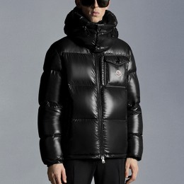 [홍콩명품.MONCLER] 몽클레어 24SS 로고 Montbeliard 덕다운 후드 패딩 자켓 (블랙), BM16741, S1F, 홍콩명품의류,구매대행,온라인명품