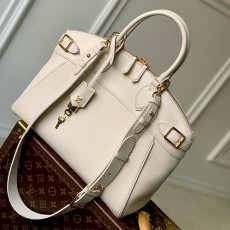 [홍콩명품.LOUIS VUITTON] 루이비통 25SS 로고 락 잇 MM 토트백 크림 M23061, BGM4370, BDA, 홍콩명품가방,명품쇼핑몰,크로스백,핸드백,구매대행