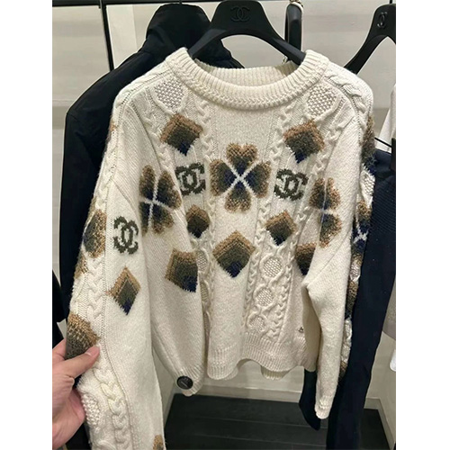 [홍콩명품.CHANEL] 샤넬 25SS 로고 여성 니트 스웨터 (화이트), BM19604, 13C, 홍콩명품의류,구매대행,온라인명품
