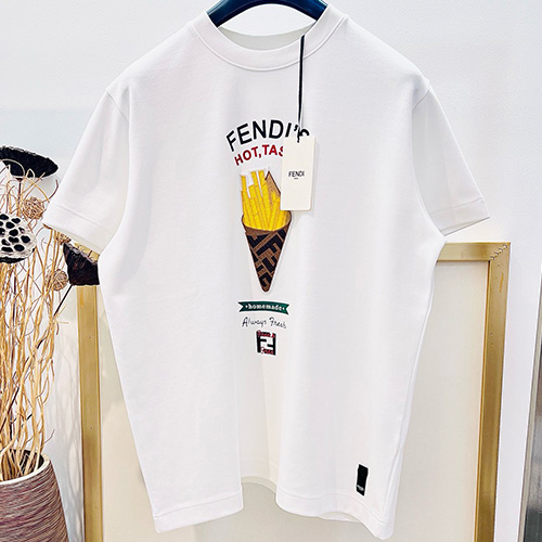 [홍콩명품,FENDI] 펜디 25SS 로고 그래픽 반팔 티셔츠 (2컬러), BM19702, YS, 홍콩명품의류,구매대행,온라인명품