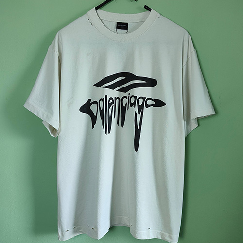 [홍콩명품.BALENCIAGA] 발렌시아가 25SS 로고 프린트 빈티지 반팔 티셔츠 (2컬러), BM19859, JL, 홍콩명품의류,구매대행,온라인명품
