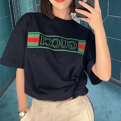 [홍콩명품.Gucci] 구찌 25SS 로고 그래픽 프린트 반팔 티셔츠 (2컬러), BM20230, YS, 홍콩명품의류,구매대행,온라인명품