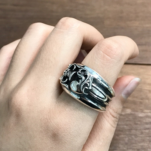 [가격문의][홍콩명품.Chrome Hearts] 크롬하츠 25SS 로고 925실버 링 반지, ET2815, CR1, 홍콩명품의류,구매대행,온라인명품
