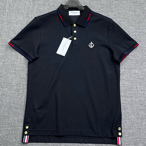 [홍콩명품.THOME BROWNE] 톰브라운 25SS 로고 자수 카라 폴로 반팔 티셔츠 (2컬러), BM20405, JQ, 홍콩명품의류,구매대행,온라인명품