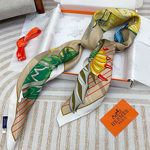 [홍콩명품.Hermes] 에르메스 25SS 로고 Daiske Nomura 90-90 실크 스카프 머플러 (카라멜), ET2889, JX, 홍콩명품의류,구매대행,온라인명품