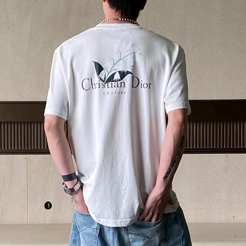 [홍콩명품,Christian Dior] 디올 25SS 로고 그래픽 프린트 반팔 티셔츠 (2컬러), BM21055, JL, 홍콩명품의류,구매대행,온라인명품