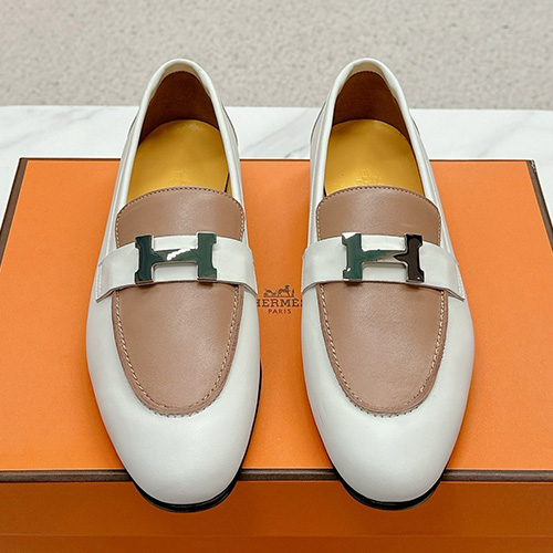 [홍콩명품.Hermes] 에르메스 25SS 로고 여성 레더 가죽 구두 로퍼 (화이트-브라운), SE5084, H3, 명품스니커즈,운동화,구두,로퍼,하이탑,신발