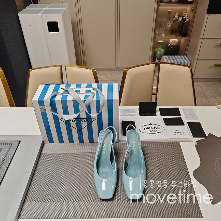 [홍콩명품,PRADA] 프라다 25SS 로고 여성 레더 가죽 9.5cm 굽 구두 샌들 (3컬러), SE5167, GHS, 명품스니커즈,운동화,구두,로퍼,하이탑,신발