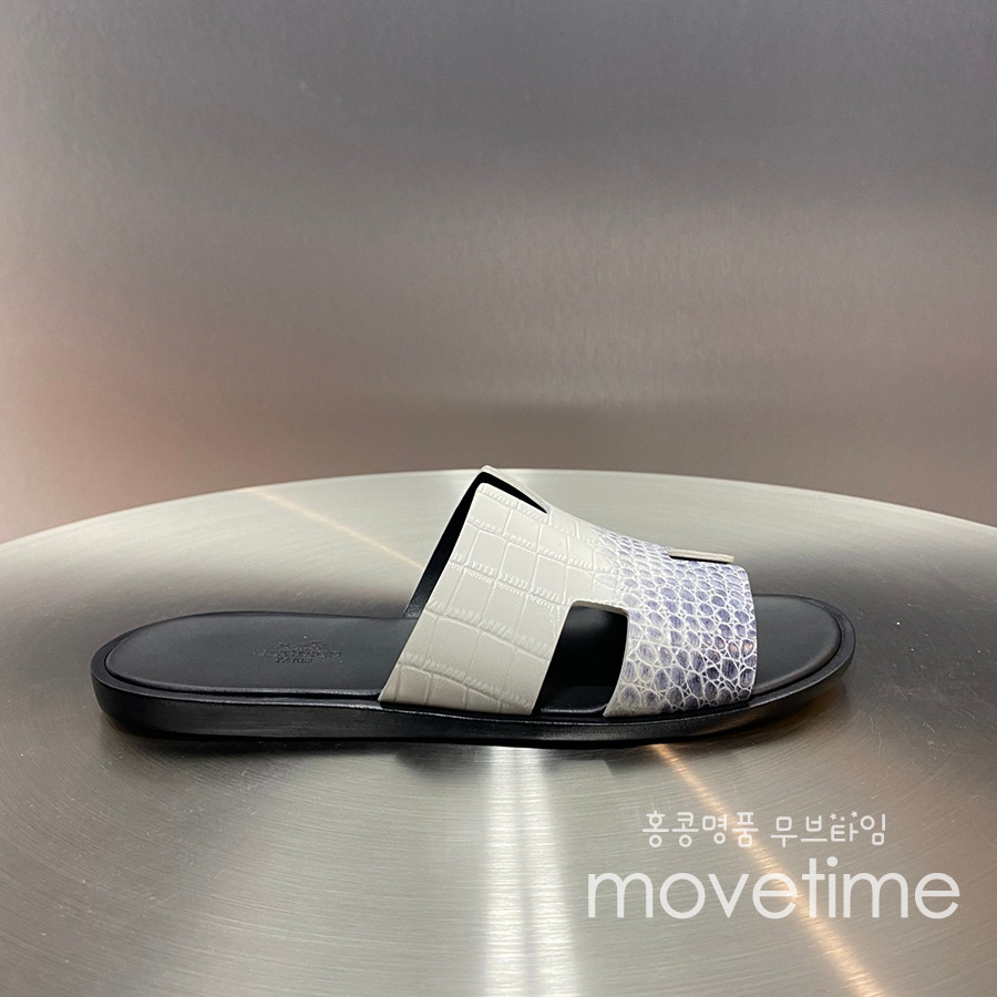 [홍콩명품.Hermes] 에르메스 25SS 로고 이즈미르 레더 가죽 슬리퍼 (화이트-블랙), SE5228, GHS, 명품스니커즈,운동화,구두,로퍼,하이탑,신발