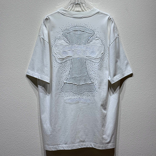 [명품레플리카.Chrome Hearts] 크롬하츠 25SS 로고 그래픽 자수 반팔 티셔츠 (2컬러), BM21196, KB, 홍콩명품의류,구매대행,온라인명품