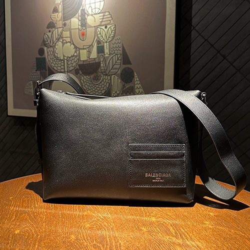 [홍콩명품.BALENCIAGA] 발렌시아가 25SS 로고 Credit 레더 가죽 크로스백, BGM4974, BUBU, 홍콩명품가방,명품쇼핑몰,크로스백,핸드백,구매대행