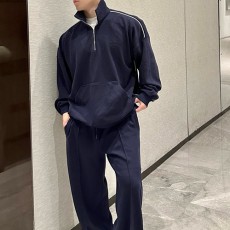 [홍콩명품.Gucci] 구찌 25SS 로고 하프지퍼 카라 맨투맨 티셔츠 + 조거 팬츠 바지 상하의 세트 (네이비), BM21768, JU, 레플리카의류,미러급사이트