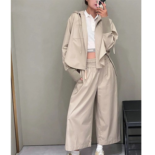 [홍콩명품.LOEWE] 로에베 25SS 로고 여성 후드 바람막이 자켓 + 오버핏 팬츠 바지 상하의 세트 (베이지), BM21807, COCO, 레플리카의류,미러급사이트