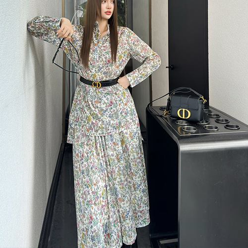 [홍콩명품,Christian Dior] 디올 25SS 로고 여성 플라워 패턴 블라우스 셔츠 원피스 + 미디 스커트 상하의 세트, BM21951, MC, 레플리카의류,미러급사이트
