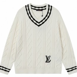 [홍콩명품.LOUIS VUITTON] 루이비통 25SS 로고 V넥 니트 스웨터 (2컬러), BM22247, S1F, 레플리카의류,미러급사이트