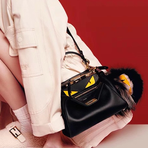 [홍콩명품,FENDI] 펜디 25SS 로고 Peekaboo 토트백 크로스백 (블랙), BGM5189, BDA, 홍콩명품가방,명품쇼핑몰,크로스백,핸드백,구매대행