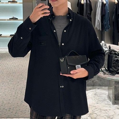 [홍콩명품,FENDI] 펜디 25SS 로고 울 남방 셔츠 (블랙), BM22582, TOP, 레플리카의류,미러급사이트