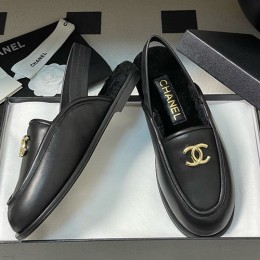 [홍콩명품.CHANEL] 샤넬 25SS 로고 여성 레더 가죽 뮬 샌들 슬리퍼 (블랙-금장), SE5567, GHS, 명품스니커즈,운동화,구두,로퍼,하이탑,신발