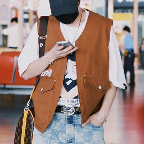 [홍콩명품.LOUIS VUITTON] 루이비통 25SS 로고 솜패딩 조끼 베스트 (브라운), BM22675, YS, 레플리카의류,미러급사이트