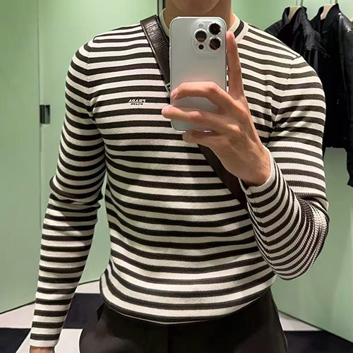 [홍콩명품,PRADA] 프라다 25SS 로고 스트라이프 슬림핏 니트 스웨터 (화이트-블랙), BM22730, JL, 레플리카의류,미러급사이트