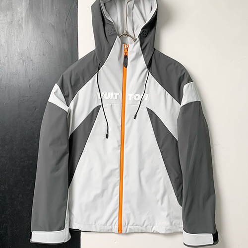 [홍콩명품.LOUIS VUITTON] 루이비통 25SS 로고 후드 바람막이 자켓 (2컬러), BM22782, JL, 레플리카의류,미러급사이트