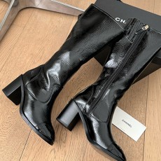 [홍콩명품.CHANEL] 샤넬 25SS 로고 여성 레더 가죽 굽 구두 부츠 (블랙), SE5737, GHS, 명품스니커즈,운동화,구두,로퍼,하이탑,신발